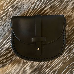 Black saddle bag